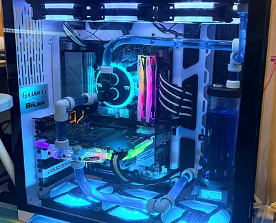 Custom Watercooled Gaming PC - RGB, Lian Li Case