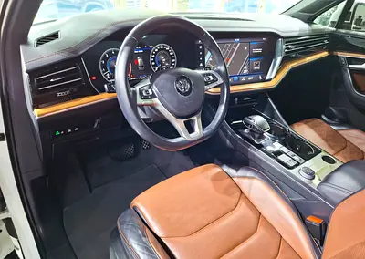 صورة 8 لـ 2018 Volkswagen TOUAREG