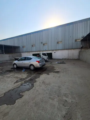 مستودع تجاري بمساحة 5,000 قدم² | 150,000 درهم سنوياً | الجرف 3 مستودع مفتوح