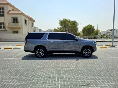 2021 Chevrolet SUBURBAN 照片 4
