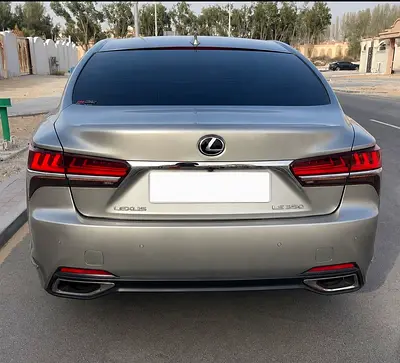 صورة 8 لـ 2020 Lexus LS-SERIES