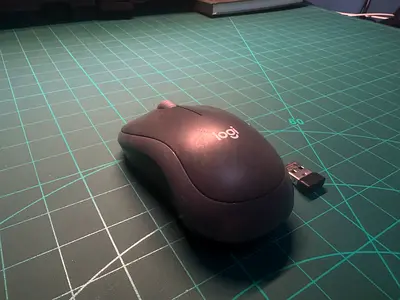 Logitech M185 Mouse
