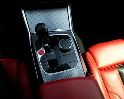 صورة 8 لـ 2024 BMW M4