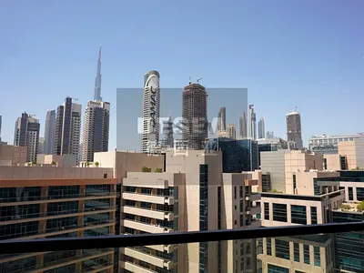 Fully Furnished | Burj Khalifa View | Private Jacuzzi
