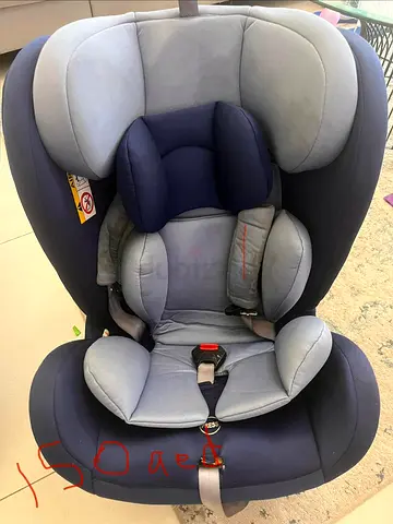 2 Used convertible baby car seats - good condition