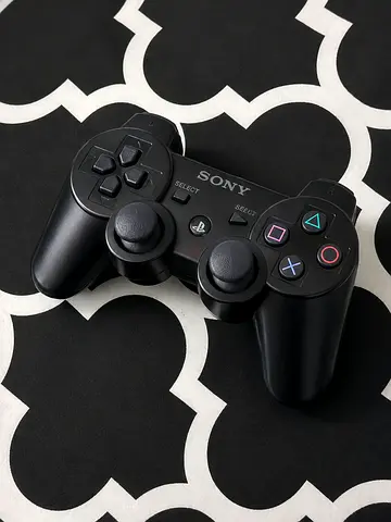 Sony PS3 DualShock 3 Wireless Controller - games installed