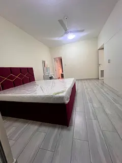 Master Room near Clocktower, Almakhtoum Road,Deira