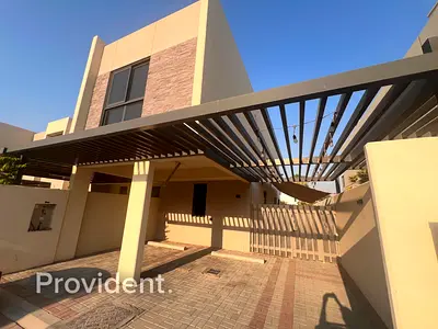 Single Row | Rare L-Shape Garden | Prime Location