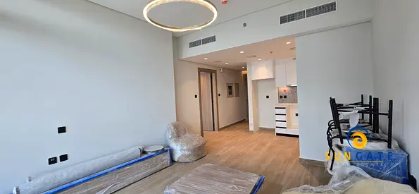 Bright Living, Brand New, Full Marina Skyline view