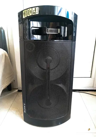 Sony Bluetooth Party Speaker - Good Working Condition