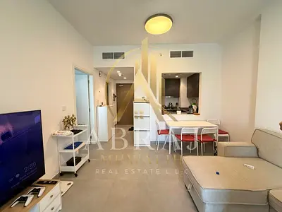 Lxury and full farnesh apartment in Al jada in sid community jym pool parking