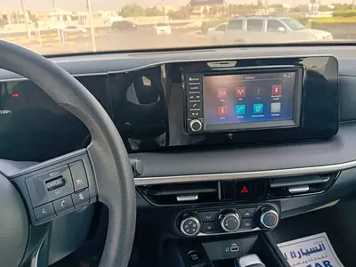 صورة 14 لـ 2025 Nissan KICKS