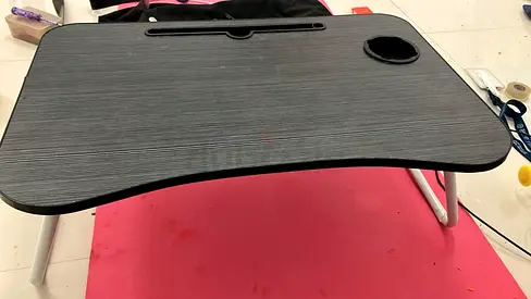 Foldable study table