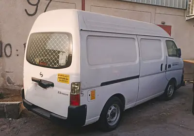 2011 Nissan URVAN 照片 2