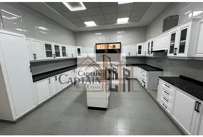 🏡✨ LUXURY 5 BHK VILLA FOR RENT – AL SEYUH ✨🏡 💎 Modern Living | Spacious Layout | Prime Locatio