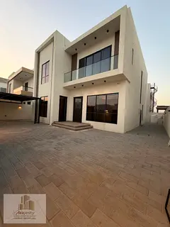 Modern villa for sale, super-deluxe finishes, in the Hawshi area.