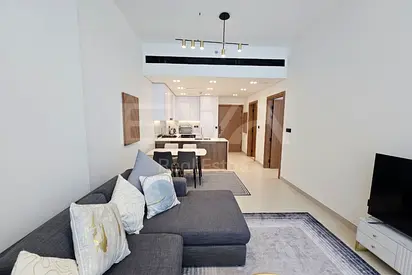 TENANTED | INVESTMENT | UNOBSTRUCTED VIEW