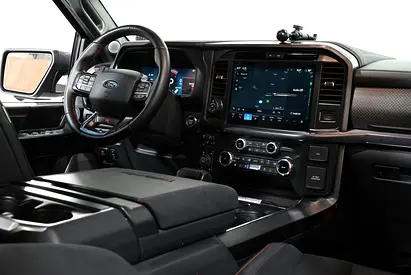 2025 Ford F-150 Raptor R — zdjęcie 14