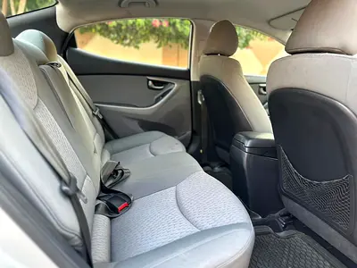 صورة 11 لـ 2014 Hyundai ELANTRA