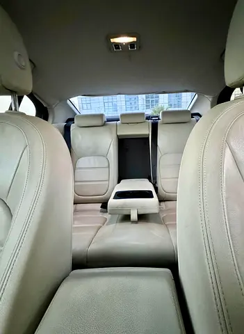 2017 Jaguar XE 照片 6