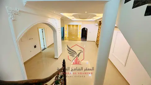 Spacious villa for annual rent in Al Zahia, Ajman, 4 bedrooms and living room, large spaces, 3 floors, free maintenance, near Dubai and Sharjah exits
