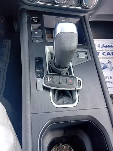 صورة 10 لـ 2025 Nissan KICKS