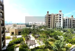 PRIME LOCATION - HUGE LAYOUT - AMAZING COMMUNITY