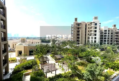 PRIME LOCATION - HUGE LAYOUT - AMAZING COMMUNITY
