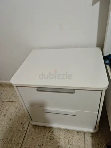 Simple White 2-Drawer Bedside Table / Nightstand