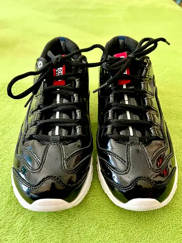 Sketchers Black Leather Sneakers - Size EU 39, UK 6, Excellent Condition