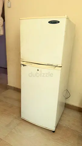 ثلاجة