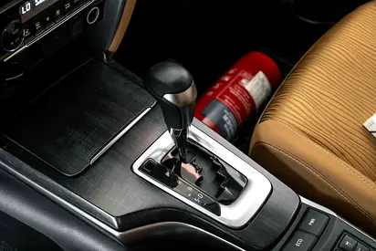 صورة 14 لـ 2022 Toyota FORTUNER