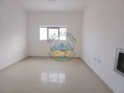Like Brand New Lavish 1BHK Apartment full family building 900Sqft