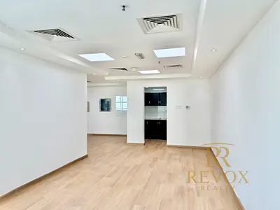 SPACIOUS OFFICE | CHILLER FREE | FURNISHED & UNFURNISHED OPTIONS