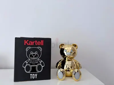 Kartell x Moschino TOY GOLD Lamp – Jeremy Scott