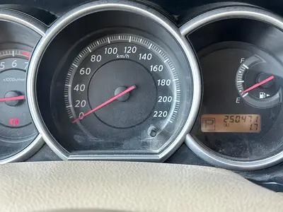 صورة 2 لـ 2011 Nissan TIIDA