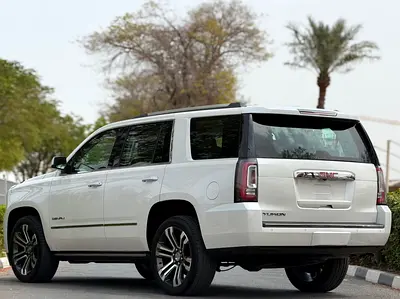 2018 GMC YUKON — фото 5