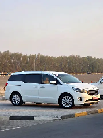 صورة 9 لـ 2017 KIA CARNIVAL