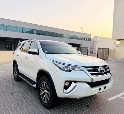 Toyota Fortuner VXR 2020 V6 GCC Original Paint Good Condition