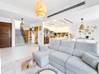 Open Layout | Spacious | Unfurnished