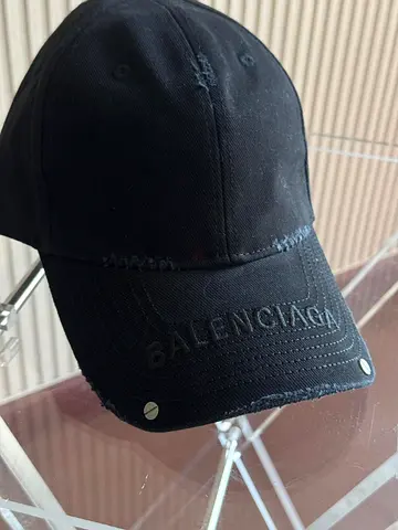 Balenciaga cap