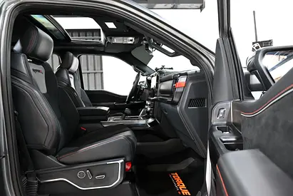 2025 Ford F-150 Raptor R — zdjęcie 12