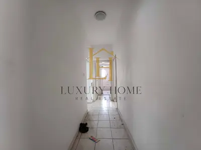 3BHK FAMILY APARTMENT WITH BALCONY – AED 39,000 Spacious 3BHK apartment available for family, located directly in front of Saudi Mosque. - Balcony - Family building - Prime location - Rent: AED 39,000
