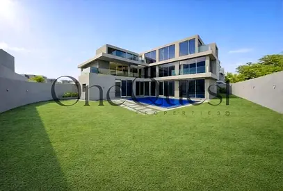 Below OP | Corner 6BR Forest Signature Villa | Pool & Lift