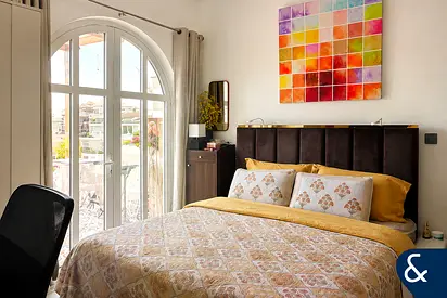 Two Bedroom Apartment | Upgraded | Vacant