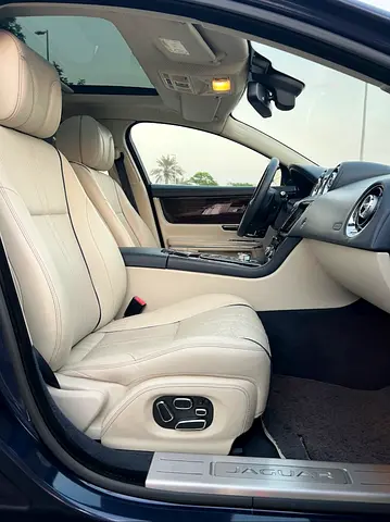 صورة 8 لـ 2017 Jaguar XJ