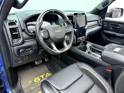2024 RAM 1500 photo 9