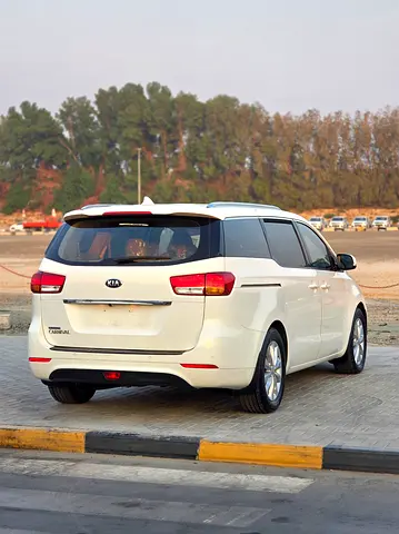 صورة 8 لـ 2017 KIA CARNIVAL
