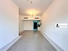 Stunning Layout | 6 Cheques Flexible | Prime Location