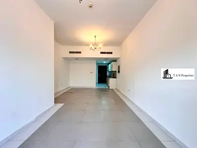 Stunning Layout | 6 Cheques Flexible | Prime Location